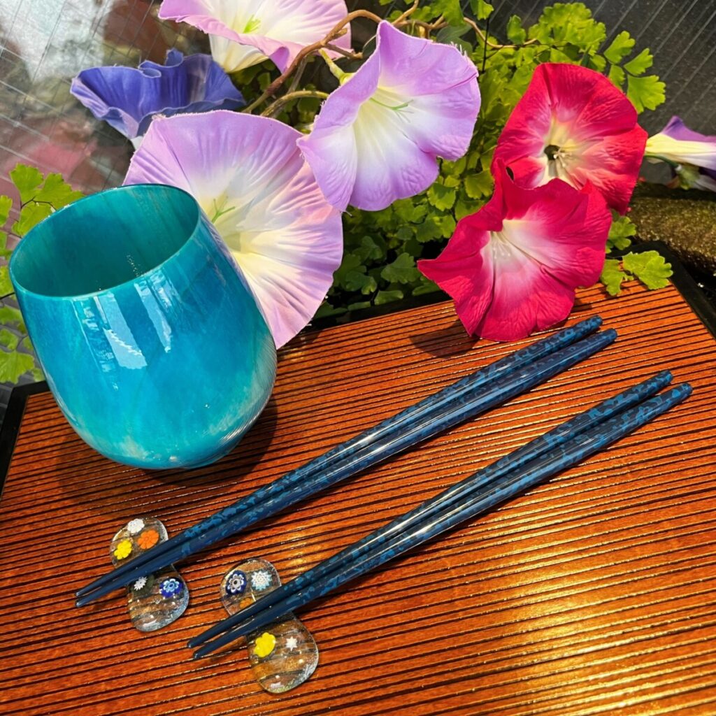 食卓を涼やかに彩るお箸(銀座夏野本店)