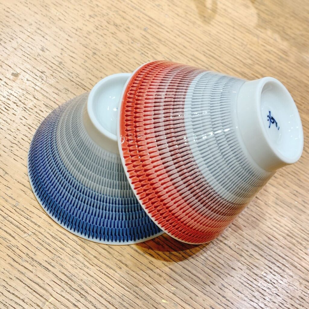 楽しい色とりどりの器、入荷しました(銀座夏野ソラマチ店)