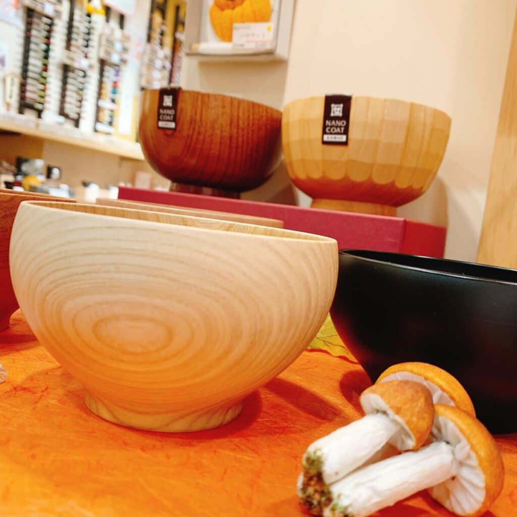 秋の装い🍂(銀座夏野ソラマチ店)