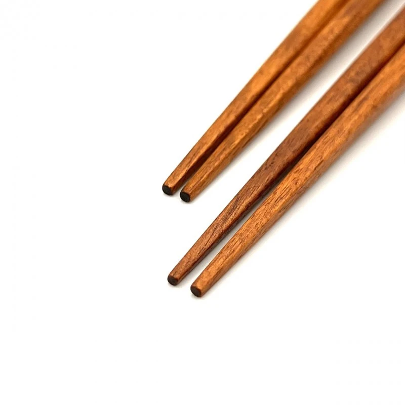 【送料無料】京都銘木箸　桜削り焼入先角　夫婦箸セット【桐箱入】 1枚目