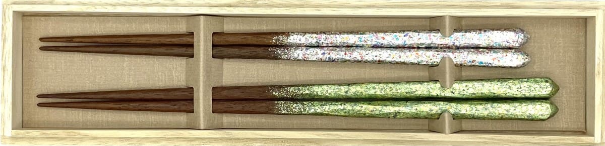 【送料無料】西陣模様箔　削り箸　緑・五色　夫婦箸セット