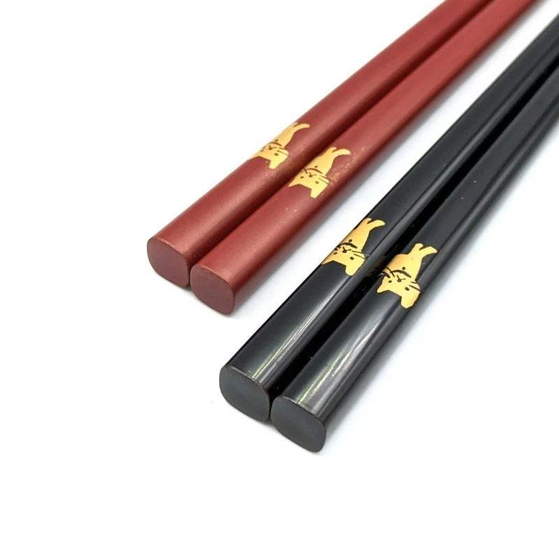 【送料無料】越前漆器　猫　黒・朱　夫婦箸セット【桐箱入】 2枚目