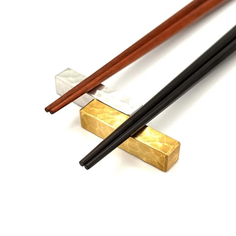 【送料無料】京都銘木箸　縞黒檀・サッチーネ 八角 夫婦箸セット 箸置付【桐箱入】 1枚目