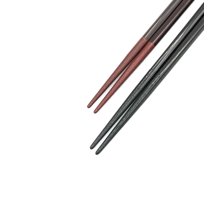 【送料無料】食洗機対応　越前漆器　桜白檀　天丸五角　黒/溜　夫婦箸【桐箱入】 1枚目