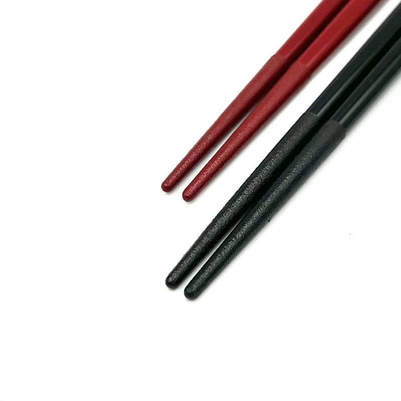 【送料無料】村上木彫堆朱箸　先乾漆　鶴菊　堆黒・堆朱　夫婦箸セット【桐箱入】 1枚目