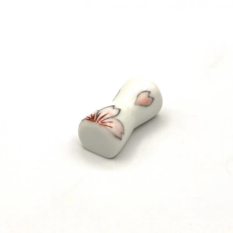 有田焼　杵型箸置　桜 2枚目