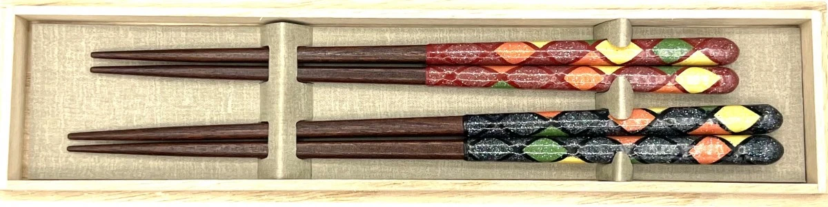 【送料無料】彩錦　夫婦箸セット【桐箱入】