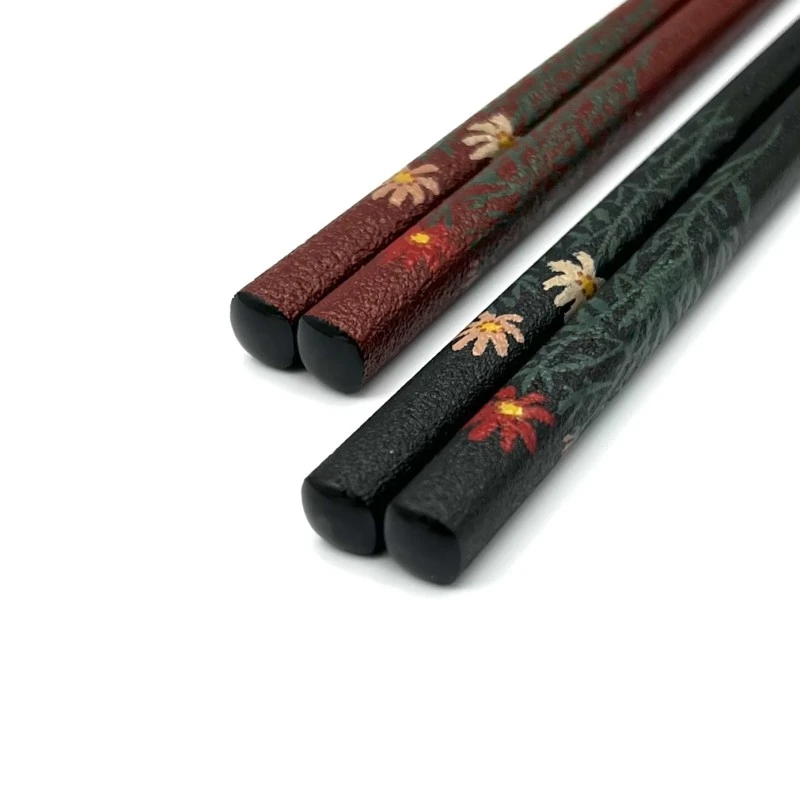 【送料無料】輪島塗乾漆蒔絵箸　コスモス　夫婦箸セット【桐箱入】 2枚目