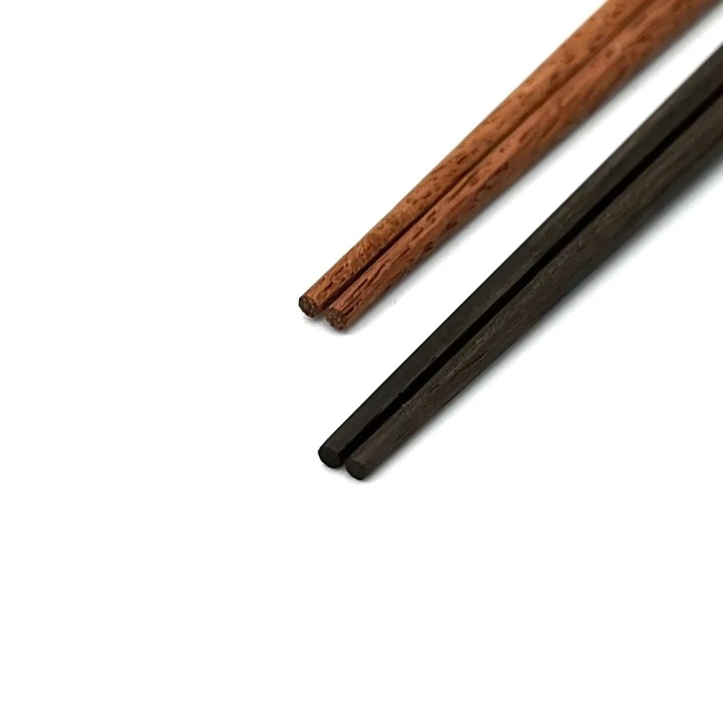【送料無料】八角　寄木　シャム柿/黒檀(大) 桑/花梨(中)夫婦箸セット【桐箱入】 1枚目