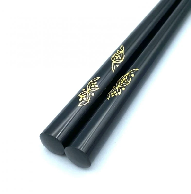 輪島塗　沈金箸　七宝(黒) 2枚目