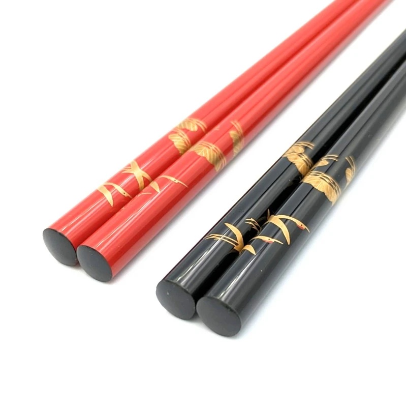 【送料無料】輪島塗　蒔絵箸　松に鶴　夫婦箸セット【桐箱入】 1枚目