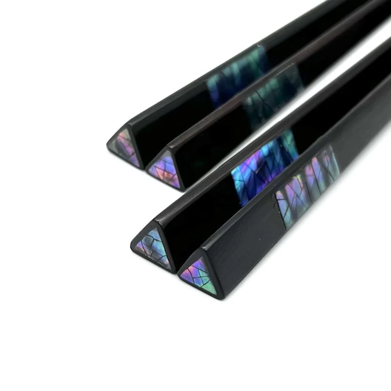 【送料無料】山中塗　縞黒檀三角三面青貝　夫婦箸セット【桐箱入】 2枚目