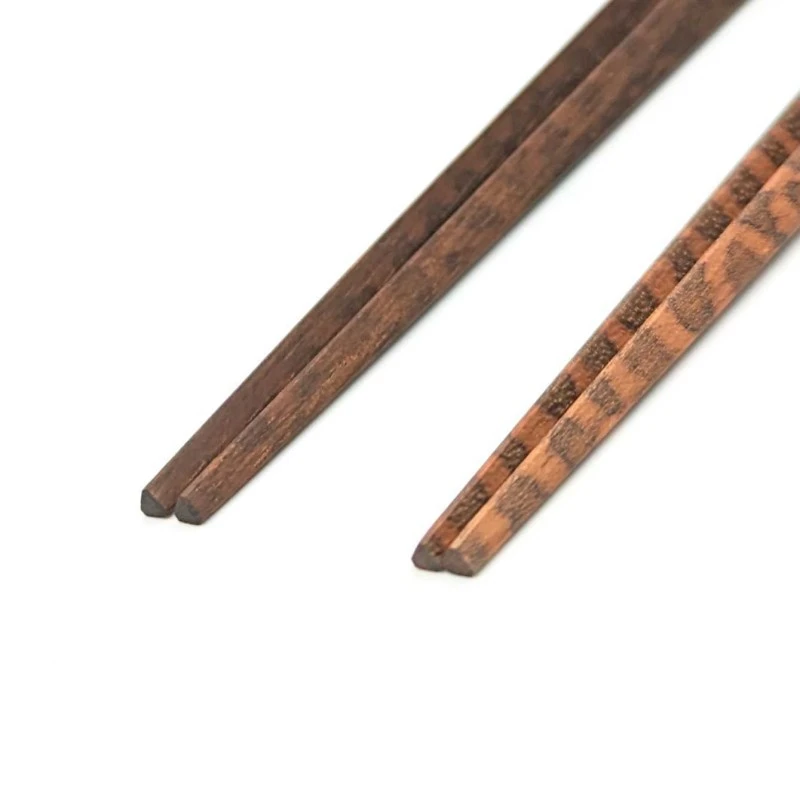 【送料無料】三角　スネークウッド　夫婦箸セット【桐箱入】 1枚目