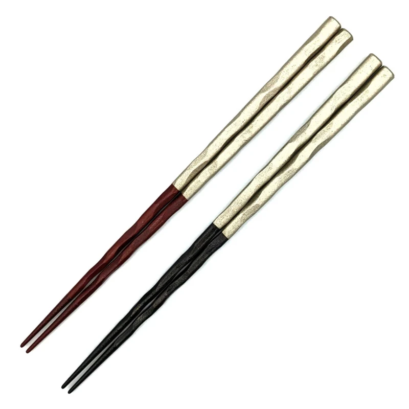 【送料無料】越前漆器　食洗対応　けずり先石目銀黒/銀朱　夫婦箸セット【桐箱入】 1枚目