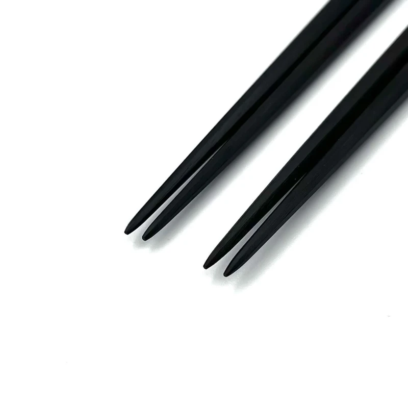 【送料無料】総八角黒檀　金三本線　25cm　夫婦箸セット【桐箱入】 1枚目
