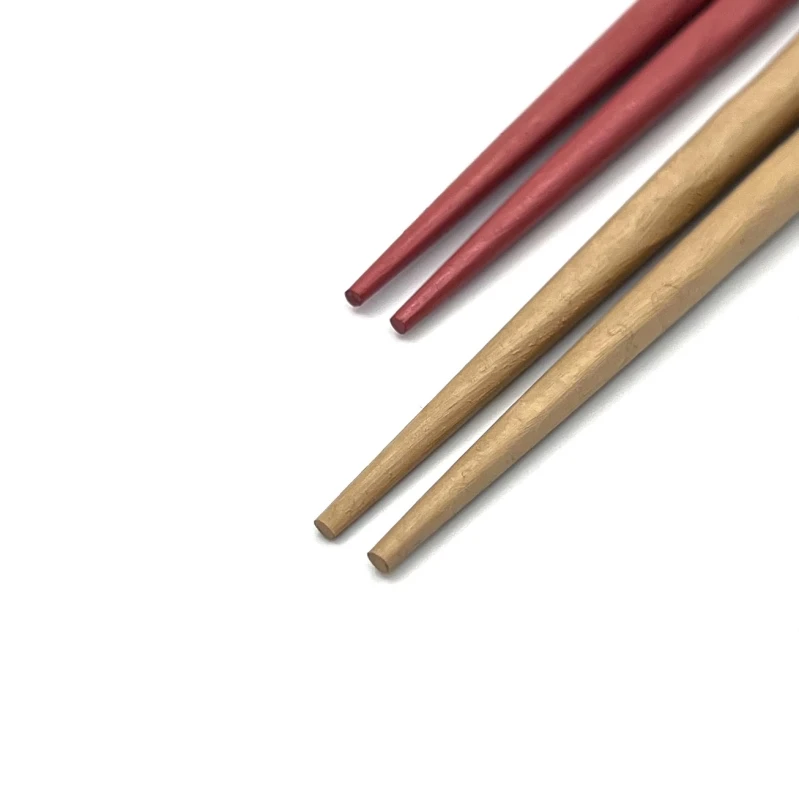 【送料無料】手彫りオノオレ　白・桃　夫婦箸セット【桐箱入】 1枚目