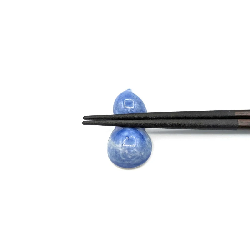 信楽焼　箸置　瓢箪(青) 2枚目