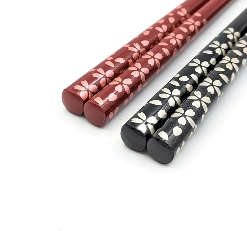 【送料無料】食洗機対応 越前漆器 MR黒銀桜・朱ピンク桜 夫婦箸セット【桐箱入】 2枚目