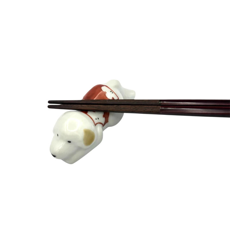 京焼　箸置　赤の洋服を着た犬 3枚目