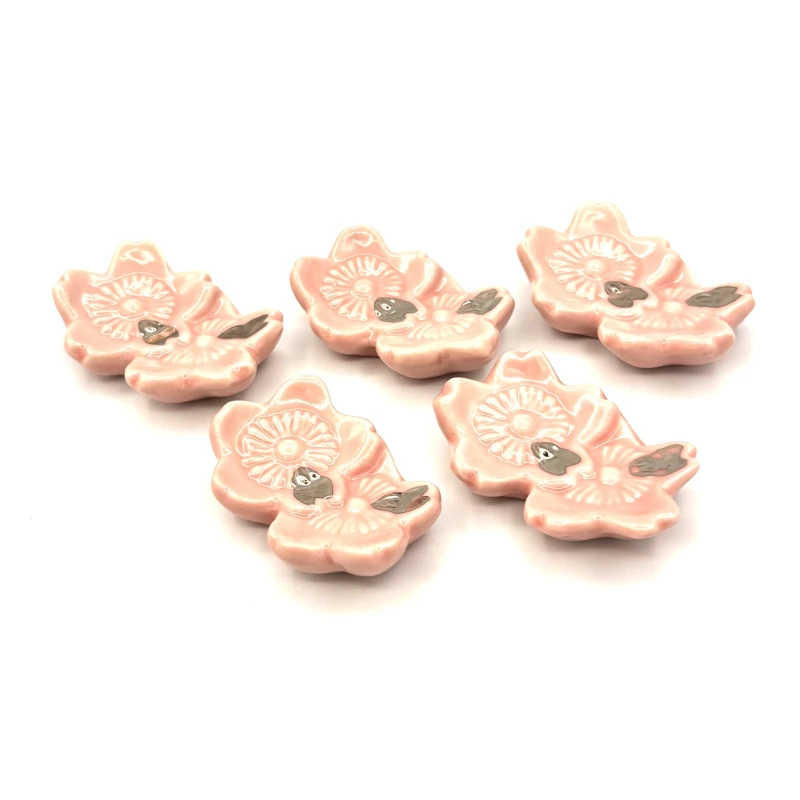 京焼　箸置　二輪桜プラチナ　5個セット 2枚目