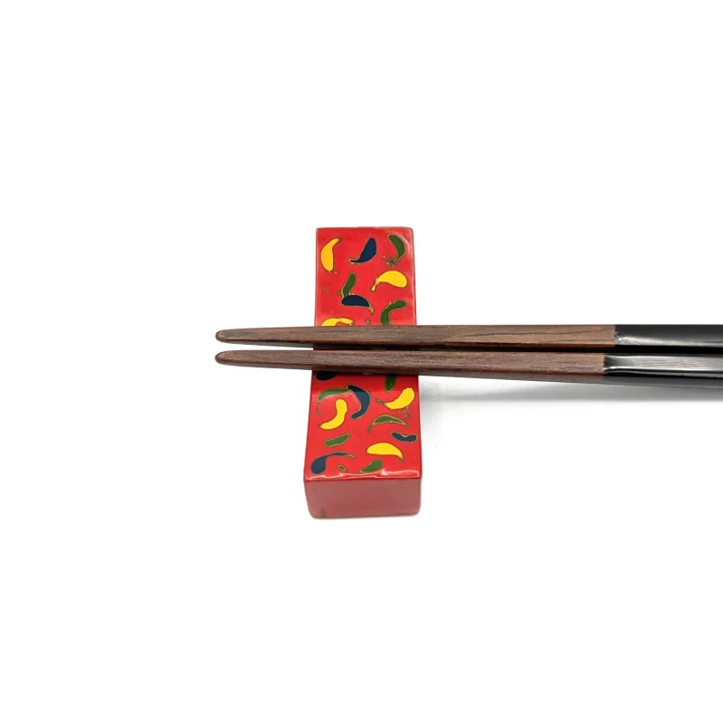 津軽塗　研ぎ出し箸置（赤） 3枚目