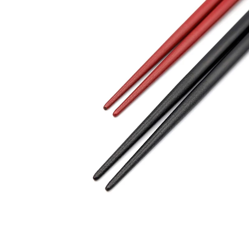 【送料無料】八雲塗箸　桜ちらし　夫婦箸セット【桐箱入】 1枚目