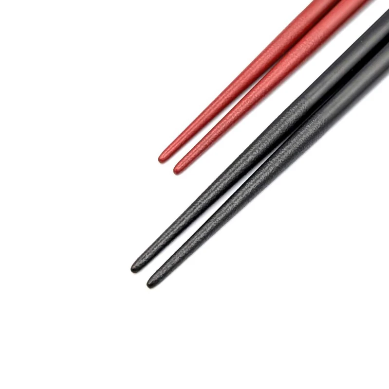 【送料無料】八雲塗箸　椿うさぎ　夫婦箸セット【桐箱入】 1枚目