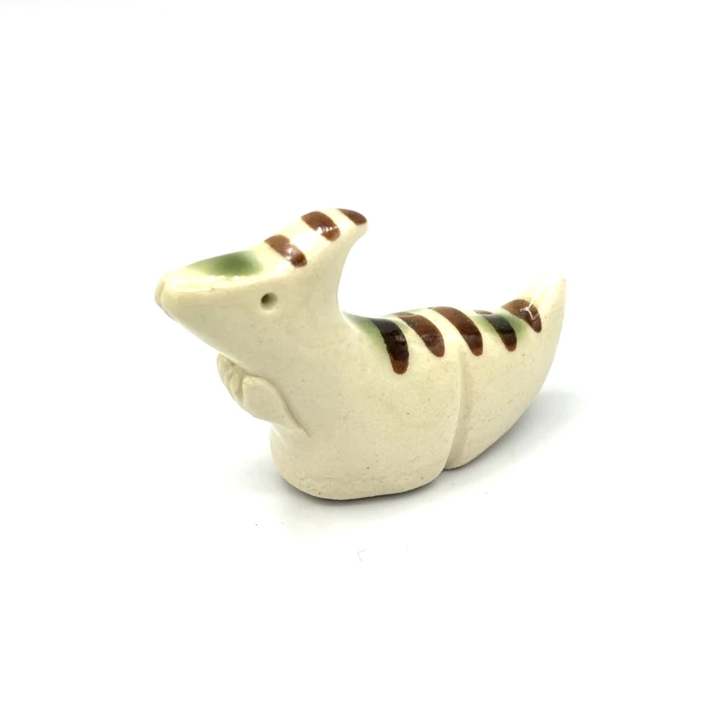 恐竜　箸置　パラサウロロクス　白