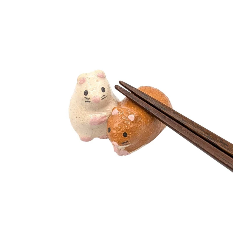 京焼　楽入窯　箸置　ハムスター 3枚目